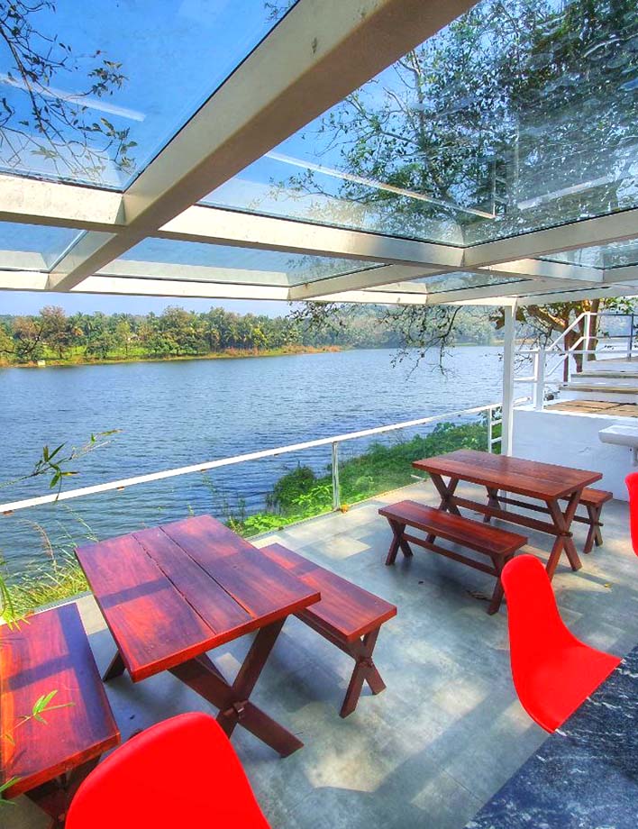 Come stay with us - Boat